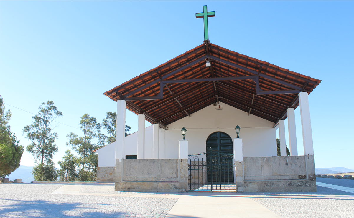 Eglise de São Mamede paroisse de Agrochão